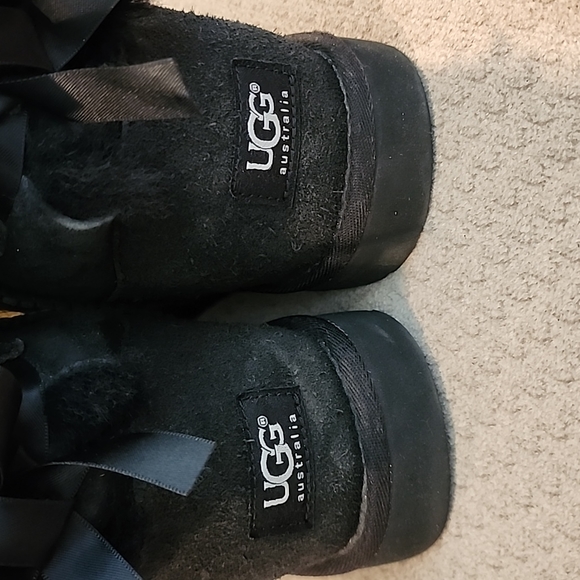 UGG K Bailey Bow Tall Boots - Picture 4 of 16